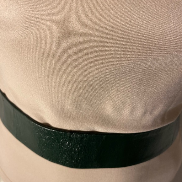 Ladies Vintage Dark Green Leather Belt Size M/L - Picture 2 of 3